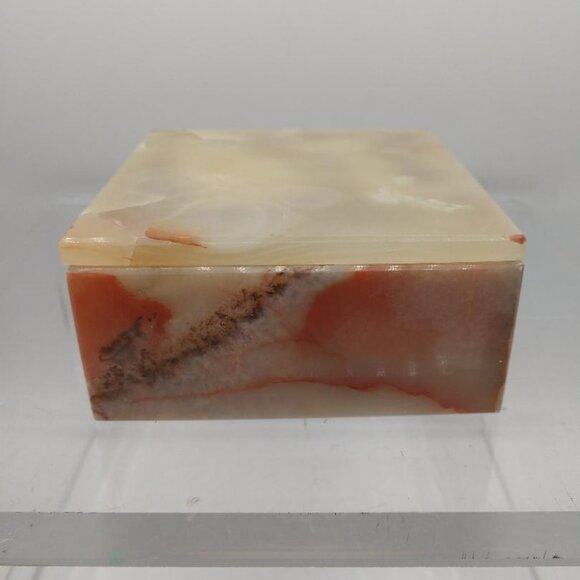 Onyx Box with Lid - 4" x 4" - Picture 3 of 10